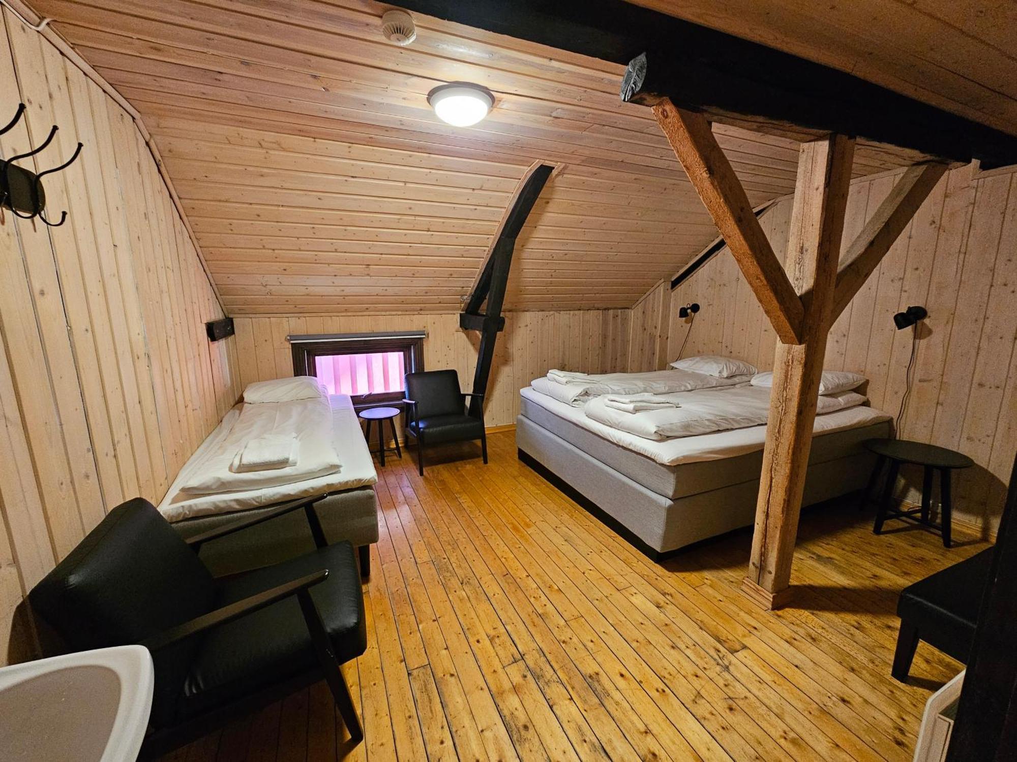 Salteriet Hostel Å Екстериор снимка